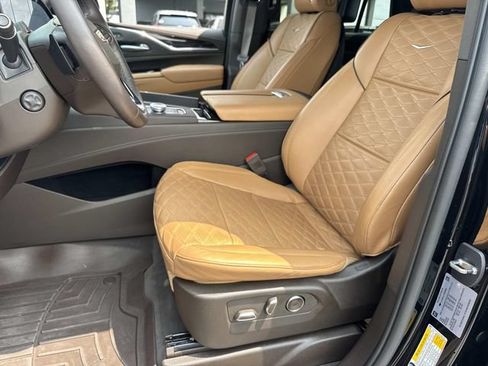 Used 2023 Cadillac Escalade Sport w/ LPO, ONYX Package AWD/4WD image 24