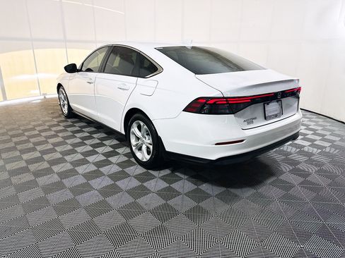 Used 2023 Honda Accord LX image 5