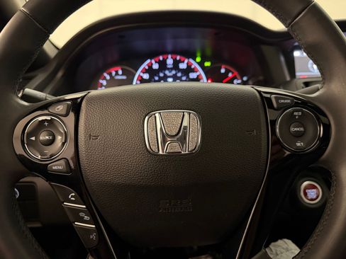 Used 2016 Honda Accord EX-L image 16
