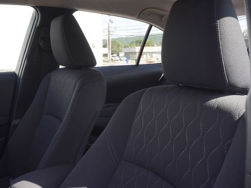 Used 2024 Toyota Corolla LE FWD image 16