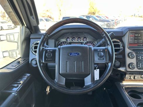 Used 2016 Ford F350 Platinum w/ Platinum Package image 11