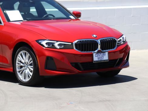 Used 2024 BMW 330i xDrive Sedan image 2