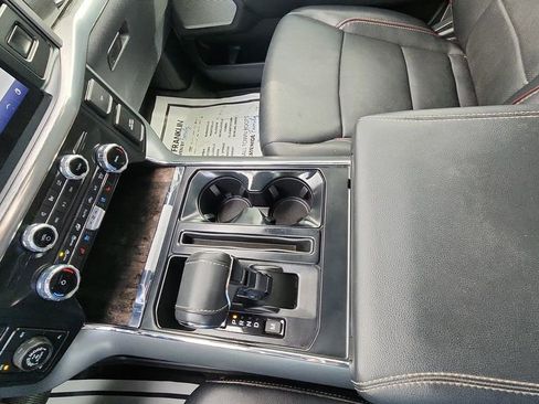 Used 2022 Ford F150 Lariat image 24