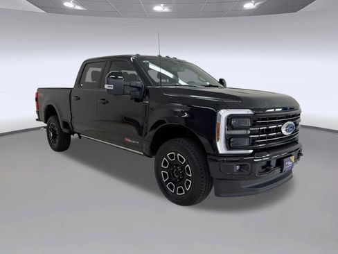 Certified 2026 Ford F250 Platinum AWD/4WD image 7