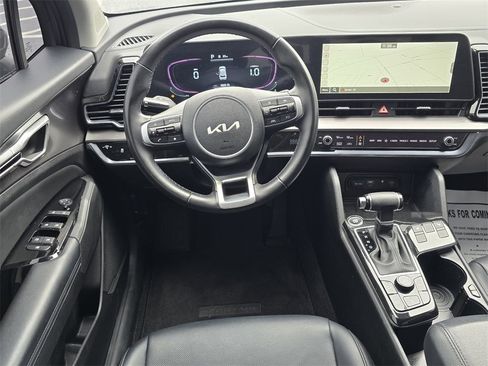 Certified 2023 Kia Sportage EX image 11