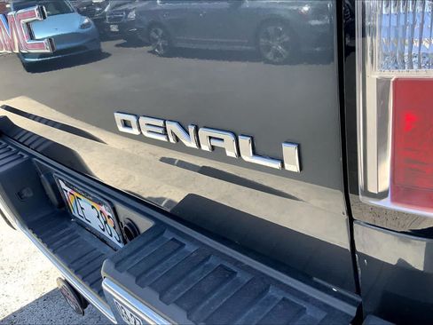 Used 2016 GMC Canyon SLE RWD image 7