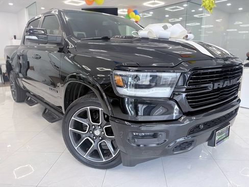Used 2019 RAM 1500 Laramie AWD/4WD image 3