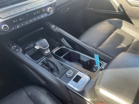 Used 2021 Kia Telluride EX w/ EX Premium Package image 23