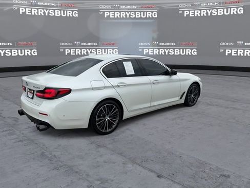 Used 2021 BMW 530i xDrive w/ Premium Package AWD/4WD image 8