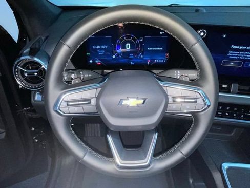 New 2026 Chevrolet Equinox LT w/ Safety and Technology Package FWD image 14