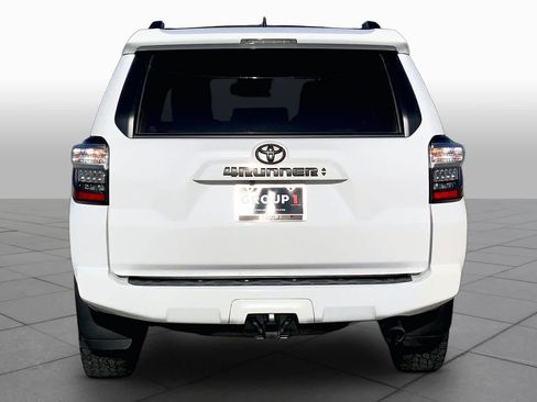 Used 2023 Toyota 4Runner SR5 Premium w/ Moonroof Package RWD image 5