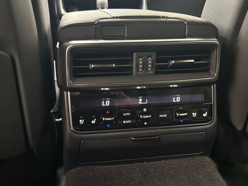 Used 2025 Lexus LX 700h Overtrail w/ Accessory Package (Z1) AWD/4WD image 44
