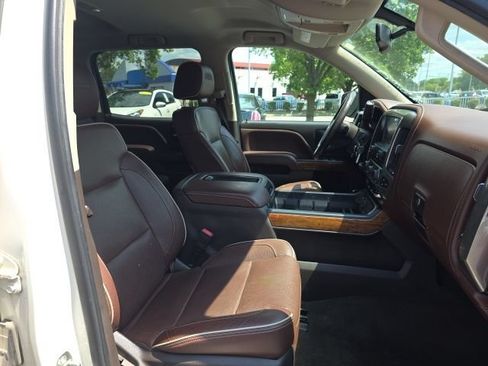 Used 2015 Chevrolet Silverado 1500 High Country AWD/4WD image 18