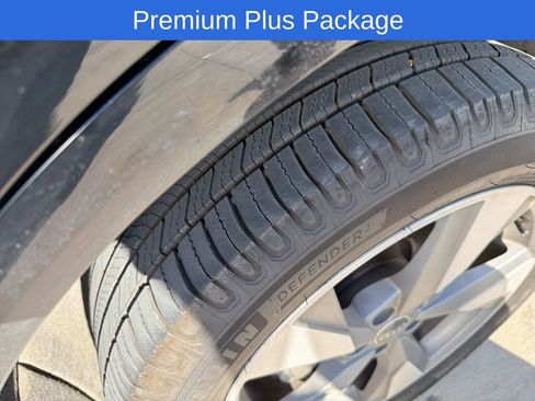 Used 2023 Audi Q5 2.0T Premium Plus w/ Premium Plus Package image 3