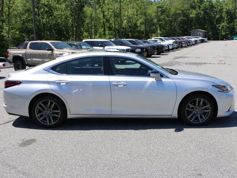 Used 2021 Lexus ES 350 w/ Premium Package FWD image 9