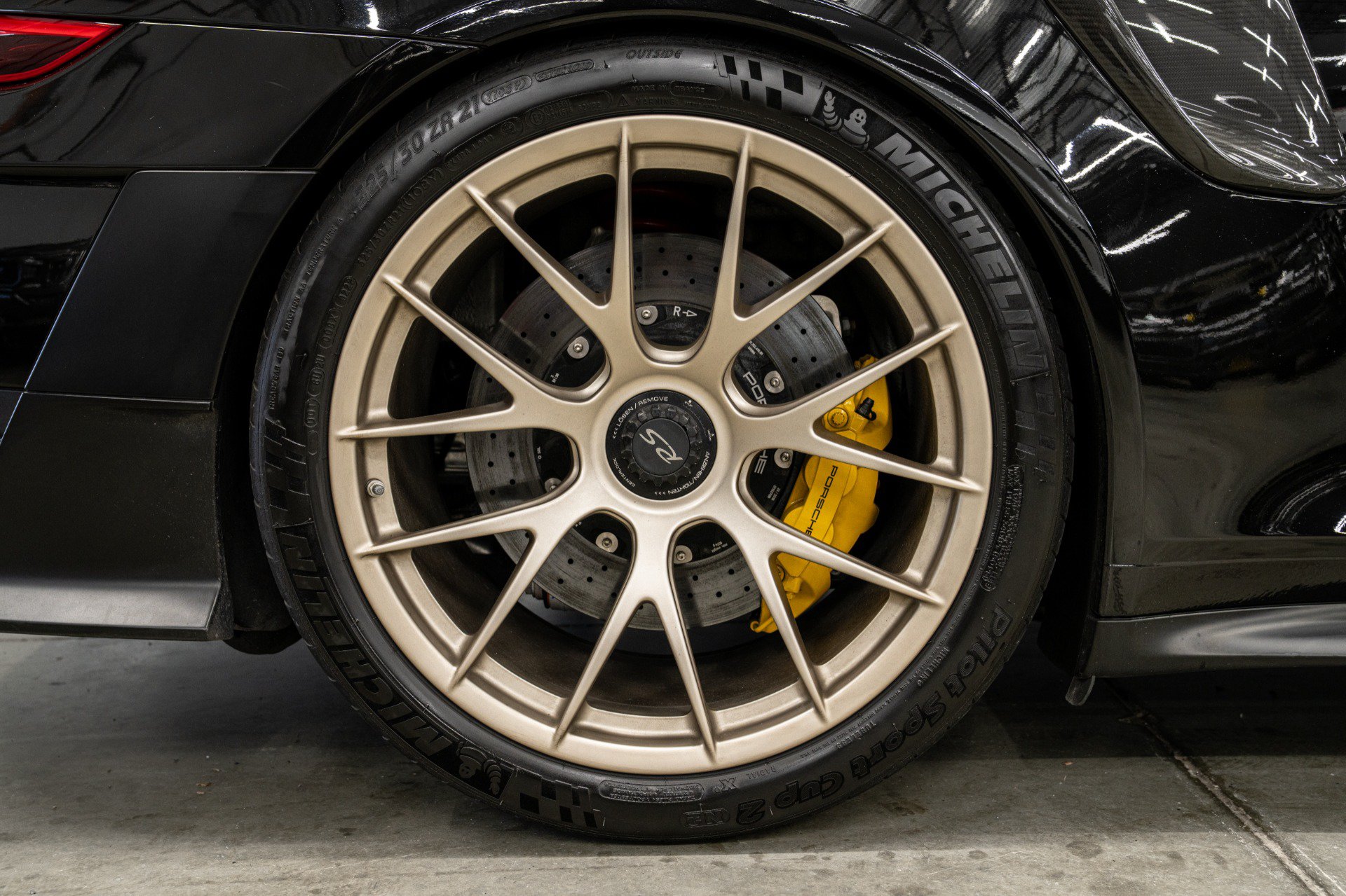 Used 2018 Porsche 911 GT2 RS RWD image 41