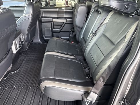 Used 2018 Ford F150 Raptor w/ Equipment Group 802A Luxury image 10