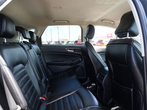 Used 2022 Ford Edge SEL AWD/4WD image 27