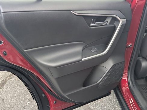 Used 2024 Toyota RAV4 XLE image 18