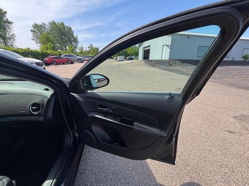 Used 2016 Chevrolet Cruze LT FWD image 27
