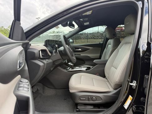 New 2026 Buick Envista Avenir FWD image 18