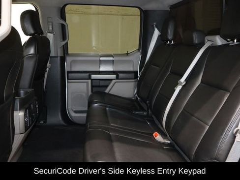 Used 2019 Ford F250 XLT w/ XLT Premium Package image 16