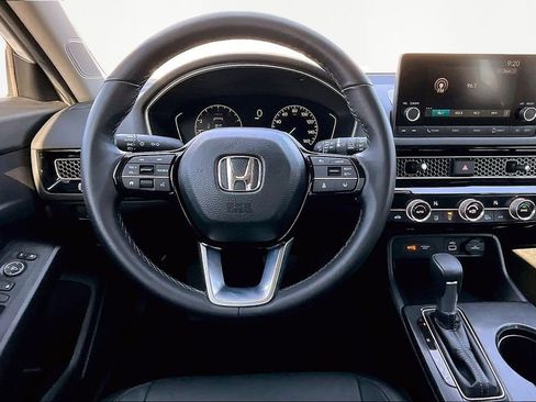 Used 2024 Honda Civic EX-L image 9