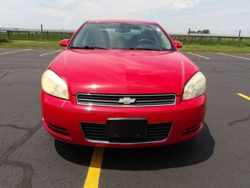 Used 2010 Chevrolet Impala LS FWD image 3