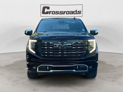 Used 2024 GMC Sierra 1500 Denali Ultimate AWD/4WD image 8