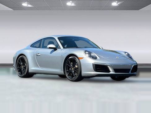 Used 2018 Porsche 911 Carrera RWD image 6