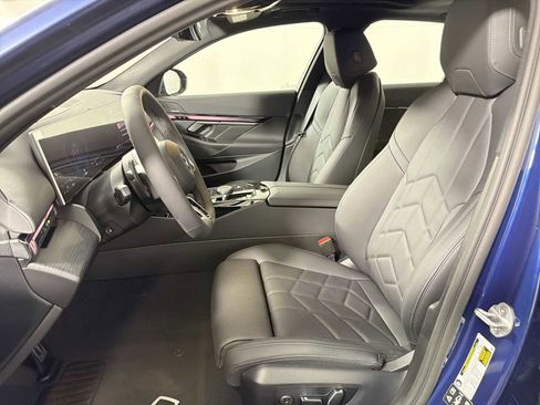 New 2026 BMW 530i xDrive w/ M Sport Package image 11