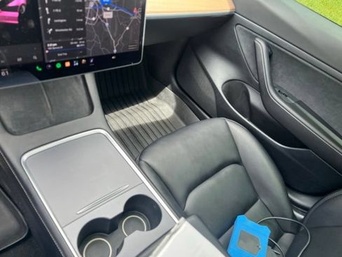 Used 2021 Tesla Model 3 Standard Range Plus RWD image 12