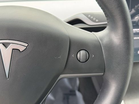 Used 2019 Tesla Model 3 Performance image 14