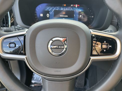 Used 2025 Volvo XC60 T8 Ultra w/ Climate Package AWD/4WD image 21