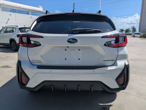 Used 2024 Subaru Crosstrek 2.5i Limited w/ Crosstrek Mirror Package AWD/4WD image 5