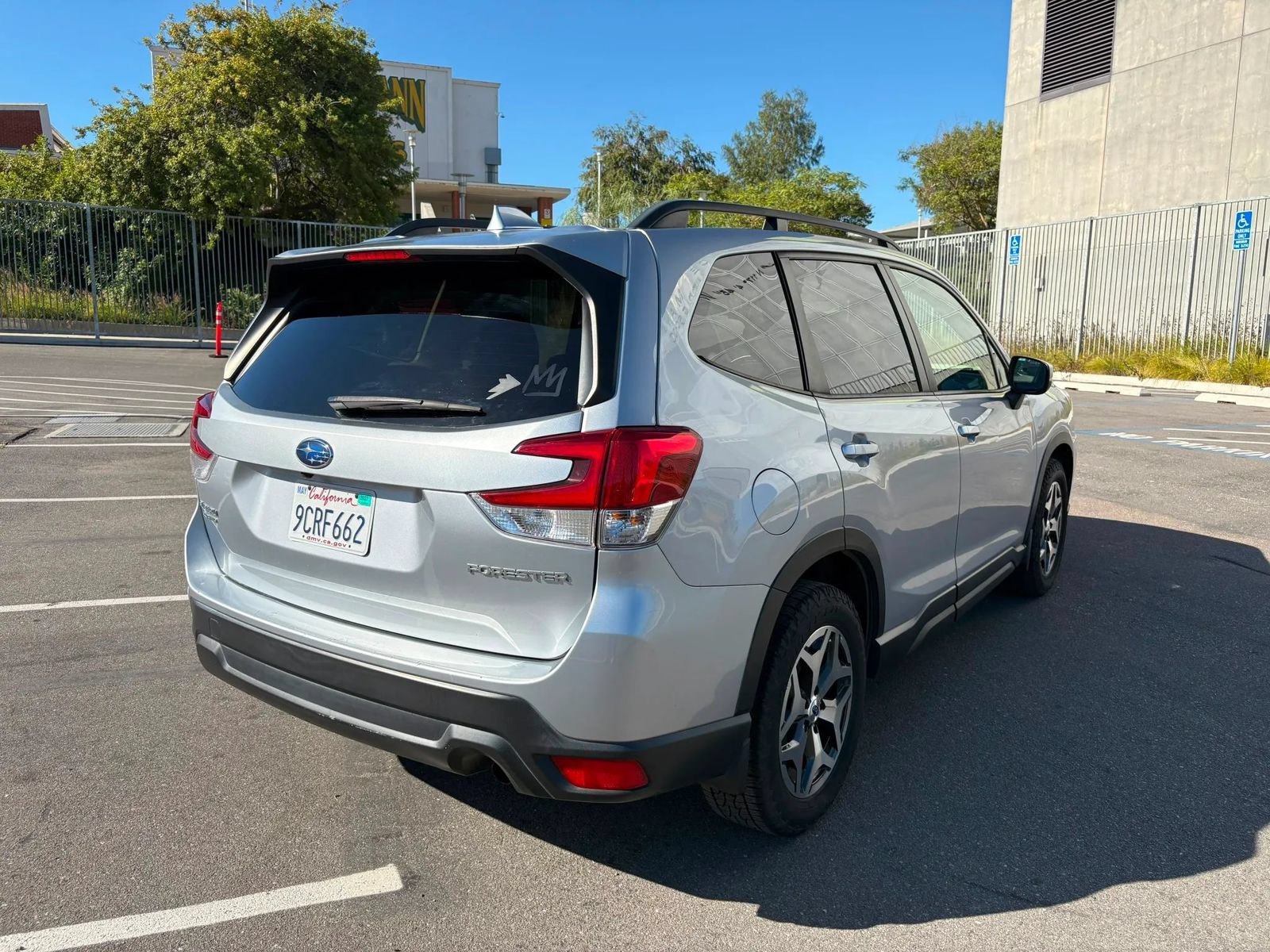 Used 2019 Subaru Forester Premium AWD/4WD image 8