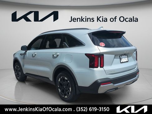 New 2026 Kia Sorento S w/ S Panoramic Sunroof Package FWD image 5