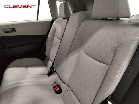 Used 2024 Toyota Corolla Cross L image 29