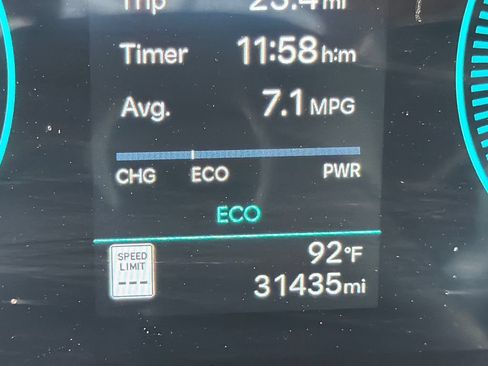 Used 2025 Hyundai Santa Fe SEL FWD image 19