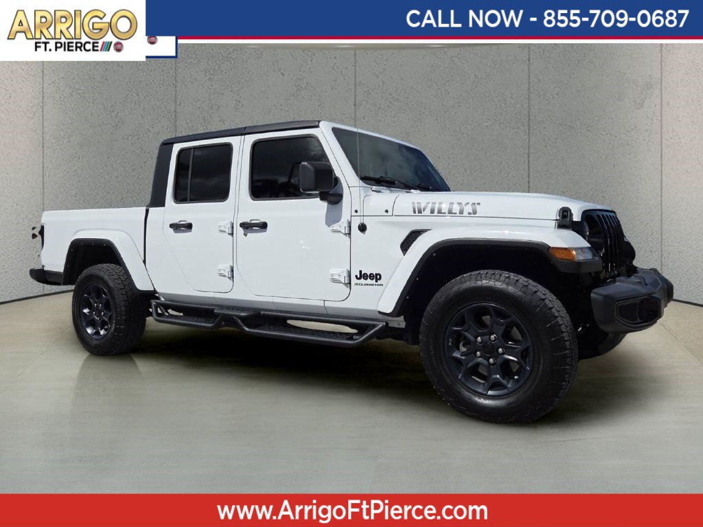 Used 2023 Jeep Gladiator Sport AWD/4WD image 1