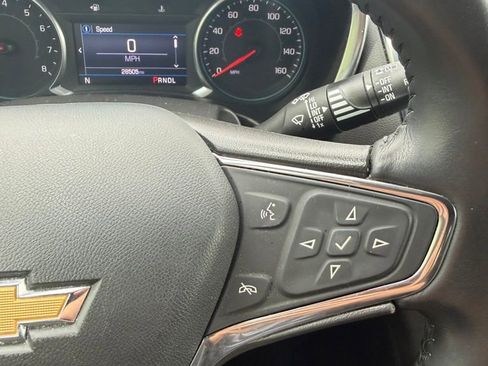 Used 2021 Chevrolet Equinox LT FWD image 17