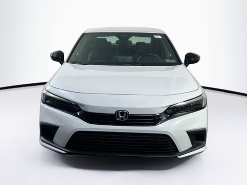 Used 2022 Honda Civic Sport image 2