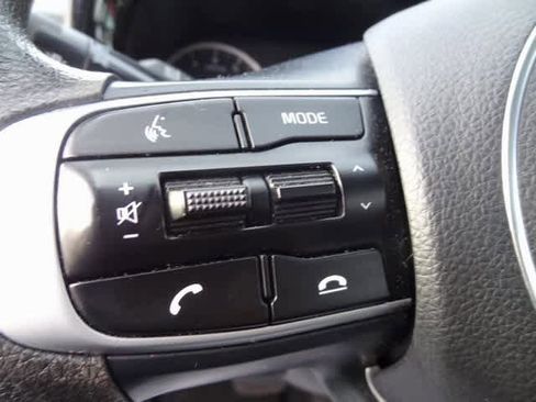 Used 2023 Kia K5 LXS image 12