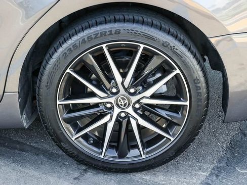 Used 2024 Toyota Camry SE FWD image 8
