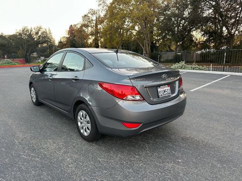 Used 2015 Hyundai Accent GLS image 6