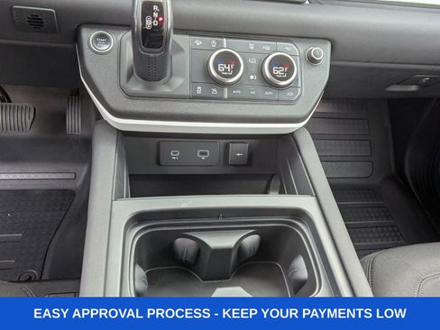 Used 2022 Land Rover Defender 90 image 28