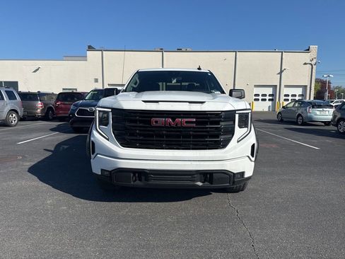 Used 2025 GMC Sierra 1500 Elevation w/ Preferred Package AWD/4WD image 5