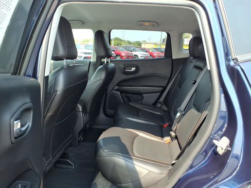 Used 2021 Jeep Compass Limited AWD/4WD image 11