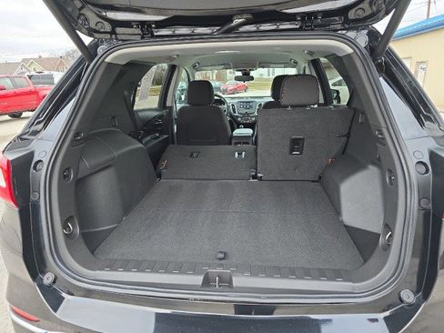 Used 2021 Chevrolet Equinox LT image 40