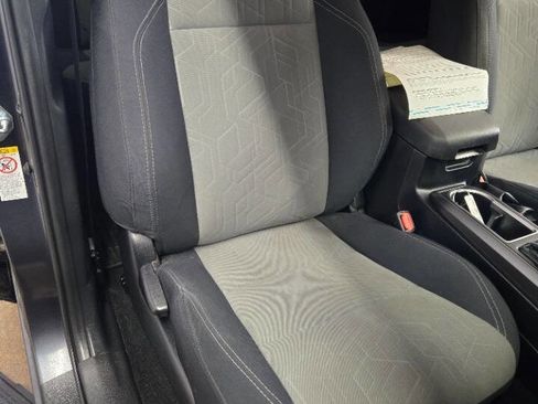 Used 2020 Toyota Tacoma TRD Off-Road w/ Technology Package image 29